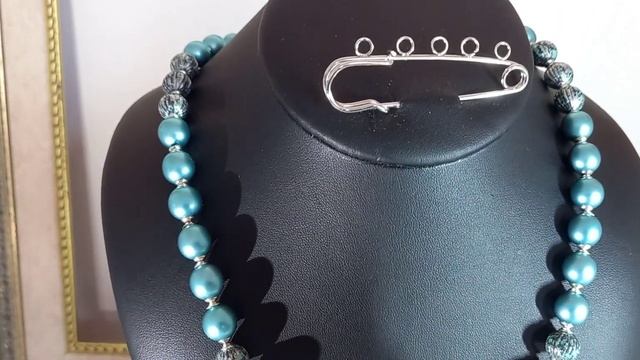 МОЙ ГОЛУБОЙ ПЕРИОД из бисера и бусин майорки и сатинового стекла смотреть онлайн