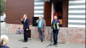 Митрофановна "Никто тебя не любит так как я"