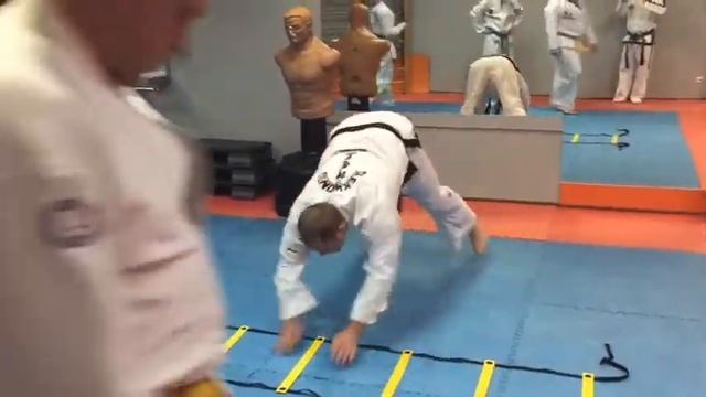 Club Taekwondo "CHIRUGI" смотреть онлайн