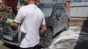 Два способа нанесения пены на автомобиль