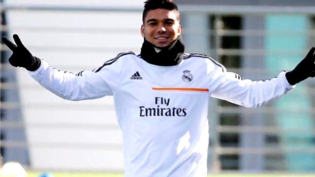 ПСЖ хочет купить Месси. Каземиро недоволен. Хедира про слезы Буффона. Все о футболе смотреть онлайн