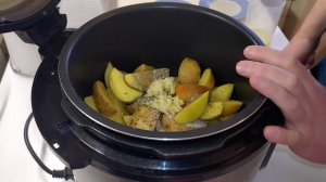 Картофель по деревенски в мультиварке :)