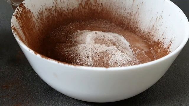 Сумасшедший пирог за КОПЕЙКИ – вкусный и быстрый шоколадный пирог к чаю Crazy Cake смотреть онлайн