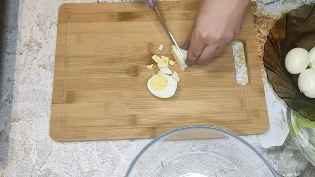 Вкуснейшая намазка на хлеб  Завтрак, перекус, праздничный стол, закуска.