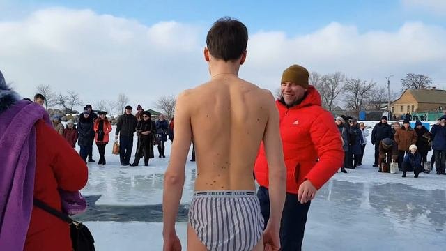 Первое купание на Крещение