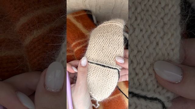 ПРОДОЛЬНАЯ ДОРОЖКА КРЮЧКОМ (ИЗНАНОЧНЫЙ СПОСОБ) #вязание #handmade #вяжукрючком #бактус #вяжунетужу смотреть онлайн