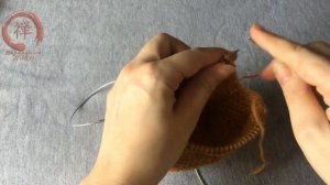 Следки на двух спицах без швов