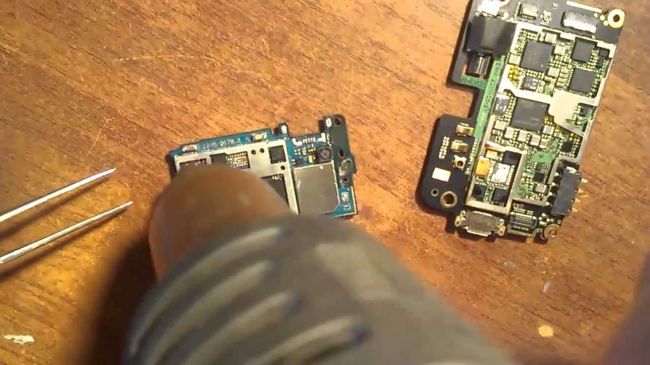 Не ловит сеть HTC Sensation XE -  замена передатчика