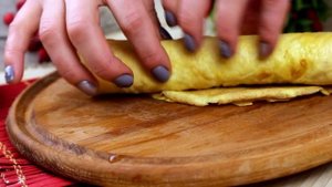 Салат с Куриной Печенью и Яичными Блинами