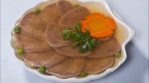 Как украсить заливное из языка