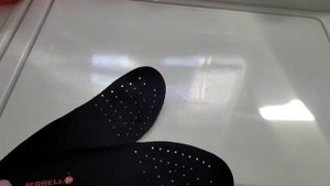 Как постирать кроссовки в домашних условиях.3 совета постирать кроссовки в стиральной машине .