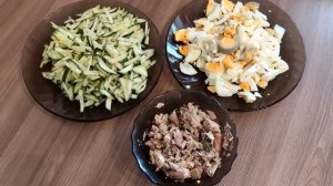 Салат с рыбными консервами на скорую руку