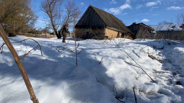Тюнингованный УАЗ против деревенского сарая! Кто кого? Village House / ОРЛОВЕЦ смотреть онлайн