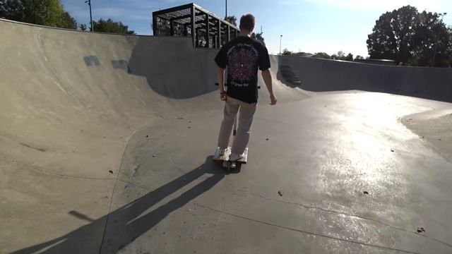 СДЕЛАЛ САМУЮ ШИРОКУЮ ДОСКУ на САМОКАТ смотреть онлайн