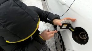 Снятие лючка Форд Фиеста