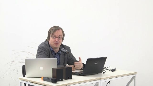 Лекция Филиппа Федчина «Паблик-арт: история, границы, проблемы»