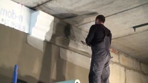 Карнизы, наличники, колонны, рустовые камни из пенопласта для фасадов дома, монтаж и обработка базо