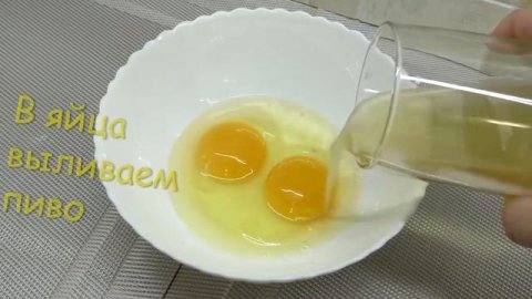 Два рецепта по цене 20 крылышек: Крылышки в пивном кляре - Знаменитые крылышки Баффало