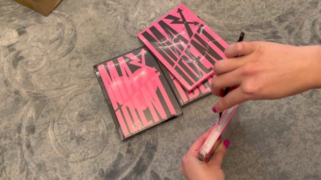 Огромная распаковка альбомов Stray Kids - Maxident // Unboxing Stray kids album Maxident смотреть онлайн