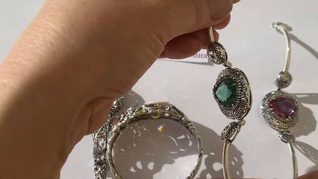 Браслеты каркасные с камнями. Завод Вега. смотреть онлайн