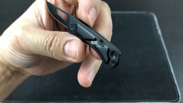 Нож-брелок "Centi I" 3Cr13 Нержавеющая сталь CE1002 от SOG смотреть онлайн