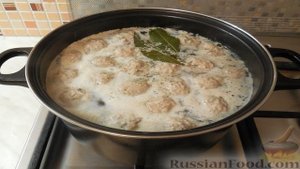 Латышский свекольный суп с фрикадельками