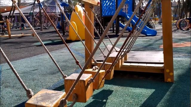 Детская игровая площадка в Central Park бывш. Тельмана в Ташкенте