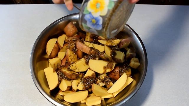 Картошка по-деревенски в духовке. Рецепт. смотреть онлайн