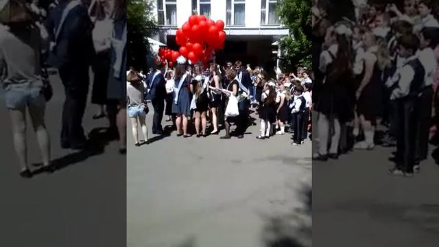 Выпускной школы847(1) смотреть онлайн