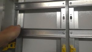 TITAN 5 Корпус металлический ЩРн-216 IP54 У2 IEK   - весь сыпется при распаковке