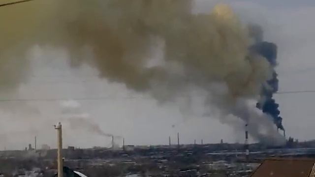 Пожар на заводе г. Уфа 25.03.2012.mp4 смотреть онлайн