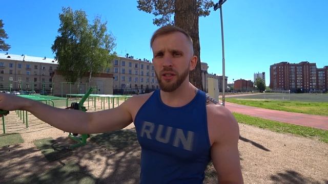 как правильно отжиматься на брусьях. Разбор техники отжимания на брусьях смотреть онлайн