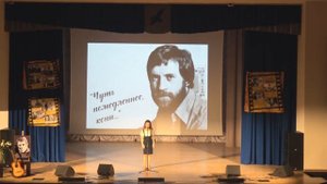 стихотворение маски высоцкий читает