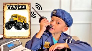 Mark play Police shows and teaches professions toy cars  - A cautionary tale for children