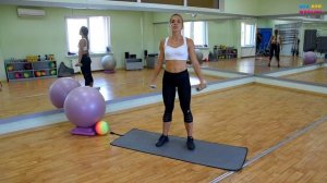 Как подтянуть руки с помощью гантелей