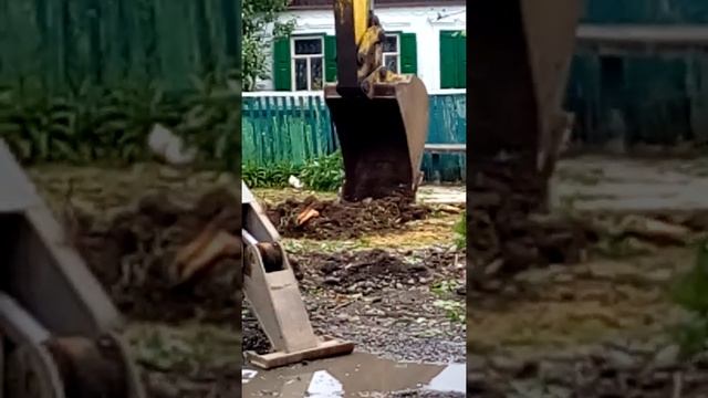 Ремонт дороги. Село Новобессергеневка. Улица Чехова смотреть онлайн