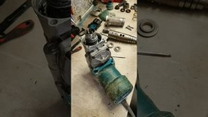 Part 2 Makita HR5212C hammer repair.