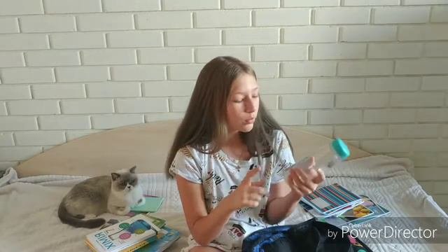 ЧТО В МОЁМ ПОРТФЕЛЕ??? НОВАЯ ШКОЛА? 8 УРОКОВ?!