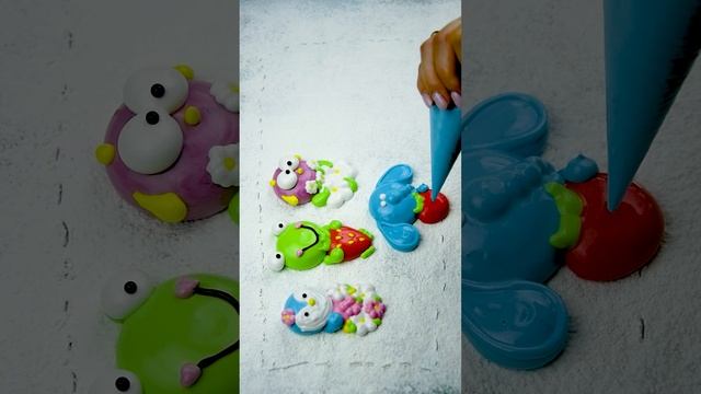 Лягушка и слоник из маршмеллоу