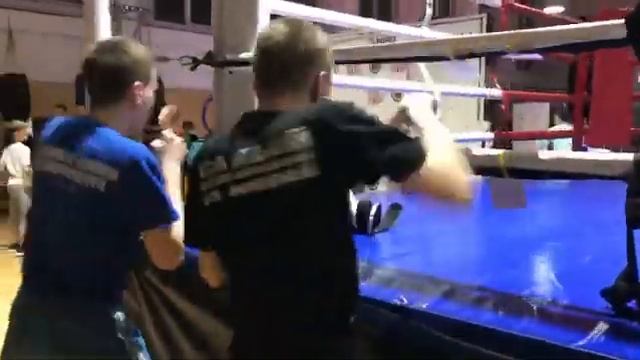 Улучшение скорости хлесткости точности и реакции у боксёра смотреть онлайн