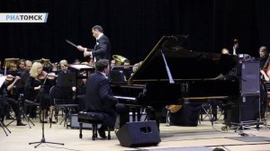 Виртуоз Денис Мацуев сыграл на новом рояле Steinway & Sons в томском БКЗ