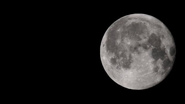 29.07.2018 Камера неподвижна, движутся космические тела. Скорость 2x