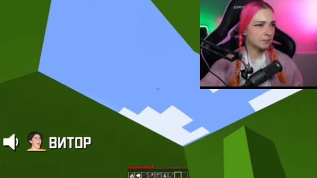 как Я СМОГЛА СПРЯТАЛА?!😱ЦВЕТНЫЕ ПРЯТКИ в  Майнкрафт