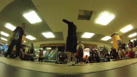 Tingo vs Smoky (1/4 PRO 1x1 | Top SESSION 2014) - #bboy #bgirl #breakdance