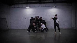 Stray Kids 'Double Knot' Dance Practice Video