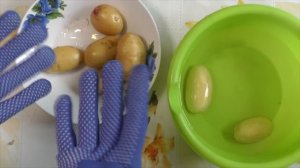 ТОП 3 способа чистки молодого картофеля | Когда не нужно его чистить