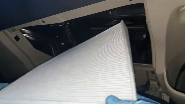 Ford Transit Custom (2017) - замена фильтра салона