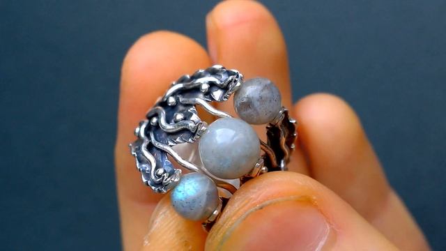 Кольцо ручной работы с Лабрадоритами. "Кольцо Дриады" смотреть онлайн