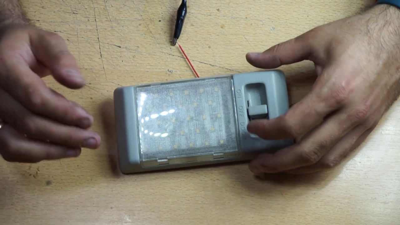 Toyota Land Cruiser 80 центральный плафон с вежливой подсветкой смотреть онлайн