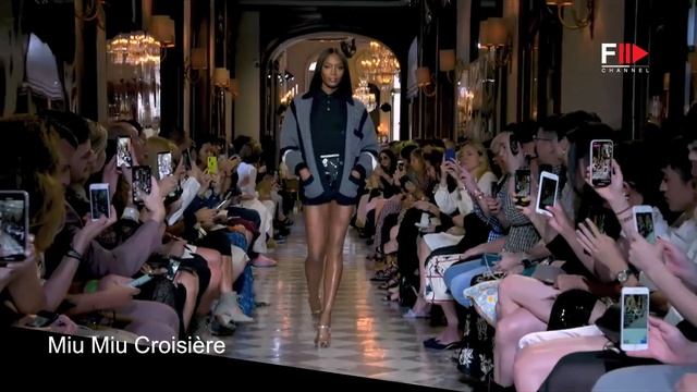 NAOMI CAMPBELL Best Moments - Fashion Channel